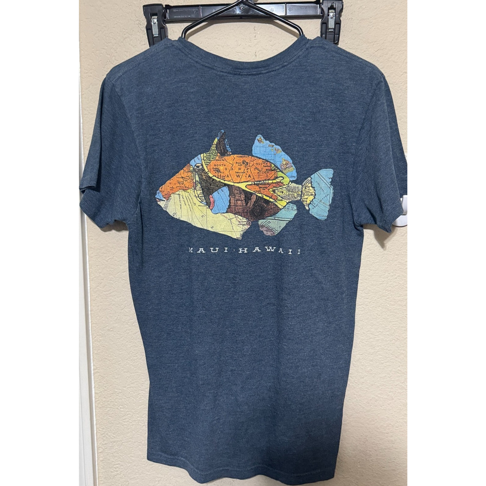 Maui Hawaii Fish Graphic Mens T Shirt Size S Heather Blue Map colorful beach